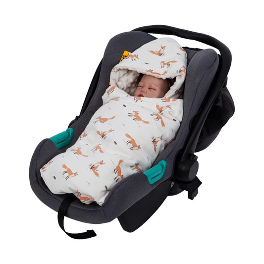 nid d'ange bebe petit renard confortable enveloppant bébé