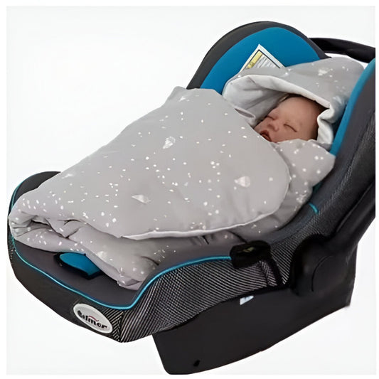 nid d'ange bébé toutes saisons avec imprimé montgolfières enveloppant bébé