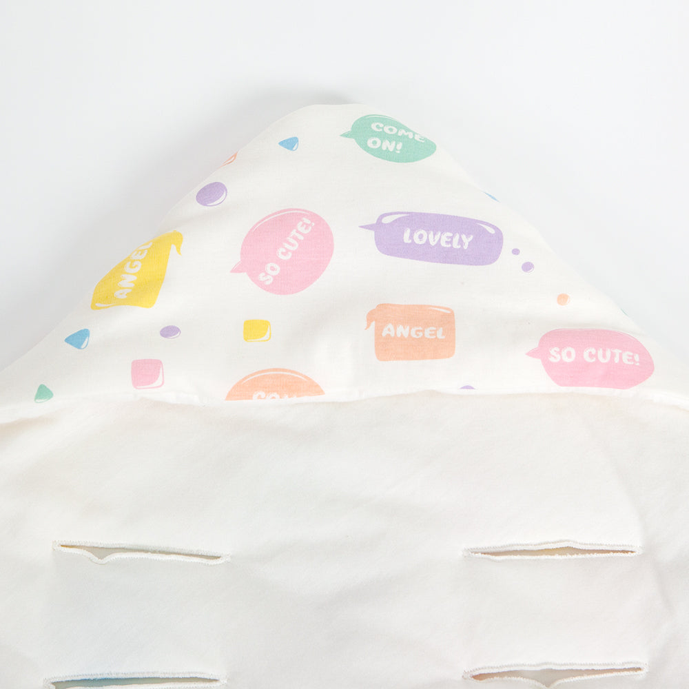 nid d'ange cosy Chatty Mood™ avec capuche coupe-vent