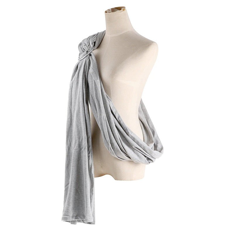 sling gris porté sur l'épaule vue de côté