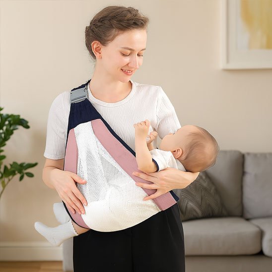 écharpe de portage ergonomique rose illustrant maman portant bébé