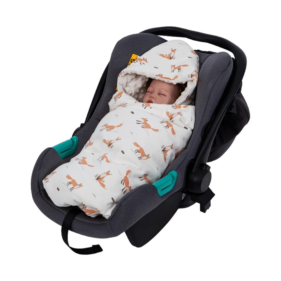 nid d'ange bebe petit renard confortable enveloppant bébé