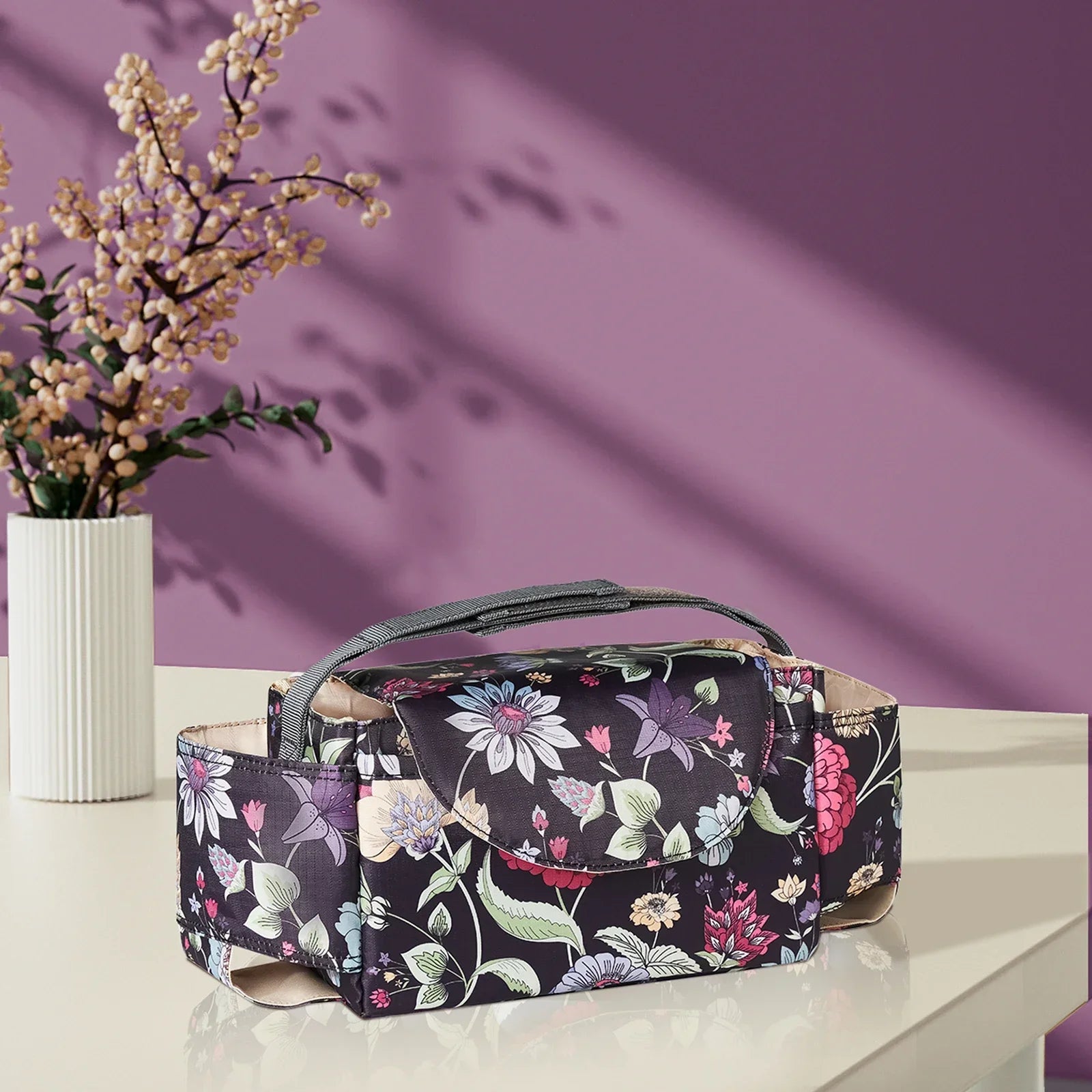 organisateur de poussette sans encombrement motif fleurs violettes