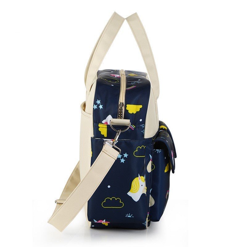 sac à langer motif licorne vue de côté